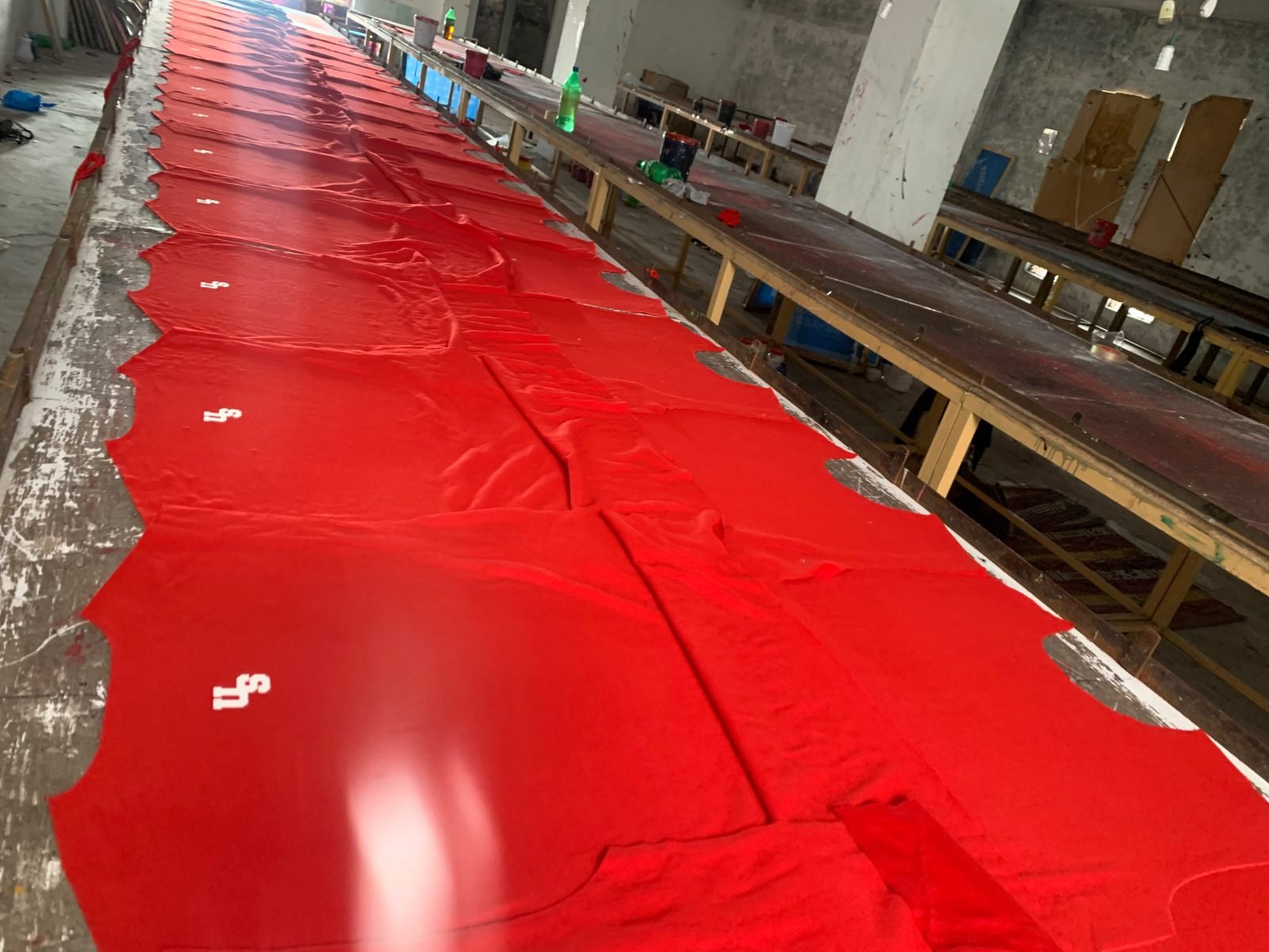 Bulk fabric cutting, numbered pattern pieces